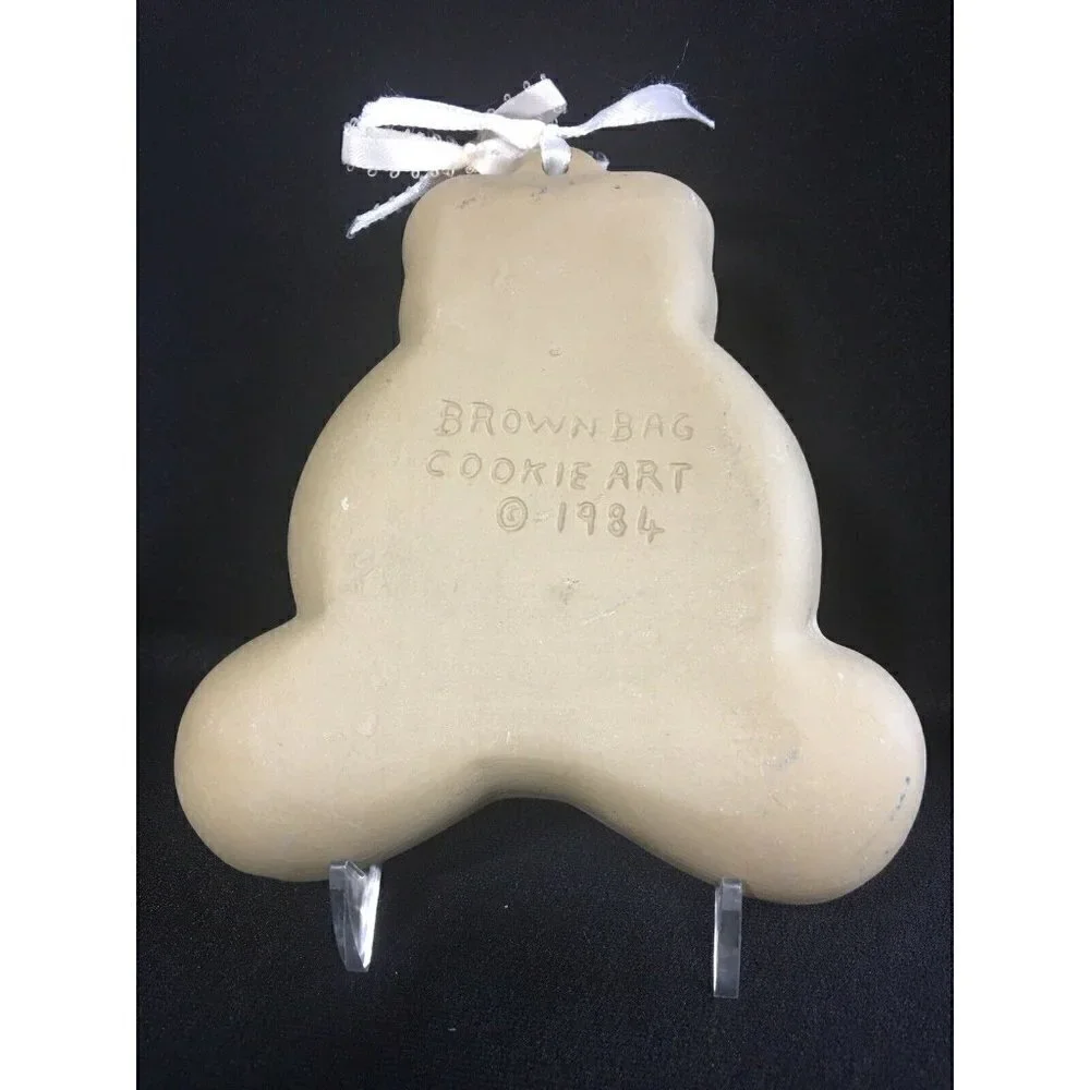 Nice! Brown Bag Cookie Art 1984 Teddy Bear Shape Mold